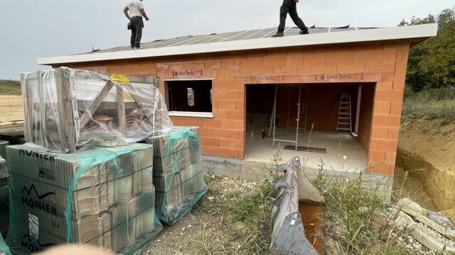 🏡 Notre équipe est sur le pont avec la construction d’une quatrième maison à Preignan. Incroyable mais vrai ! 🏡