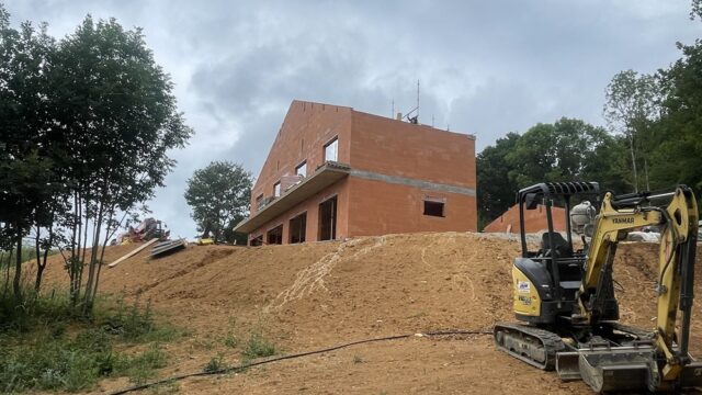 maisons construites dans le Gers